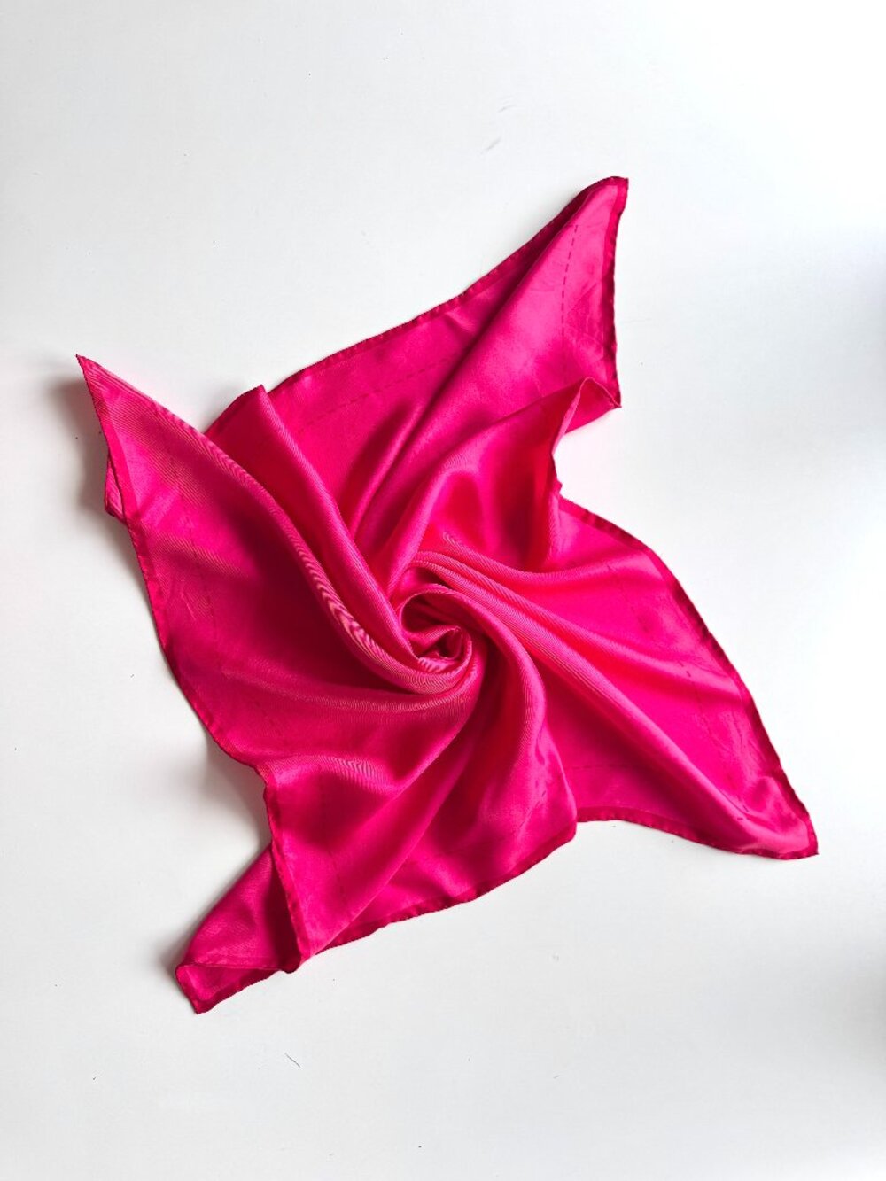Vintage GAP Dark Fuchsia Pink 100% Silk Carré Twill 30.5" x 30.5" Square Scarf